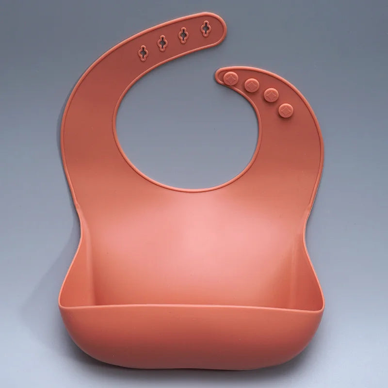 Best Gifts for Newborns Solid Silicone Baby Feeding Bibs Burp Cloths Bandana Fashionable Aprons Babador Breastplate Baby Stuff
