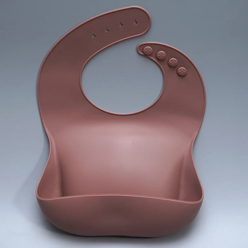 Best Gifts for Newborns Solid Silicone Baby Feeding Bibs Burp Cloths Bandana Fashionable Aprons Babador Breastplate Baby Stuff